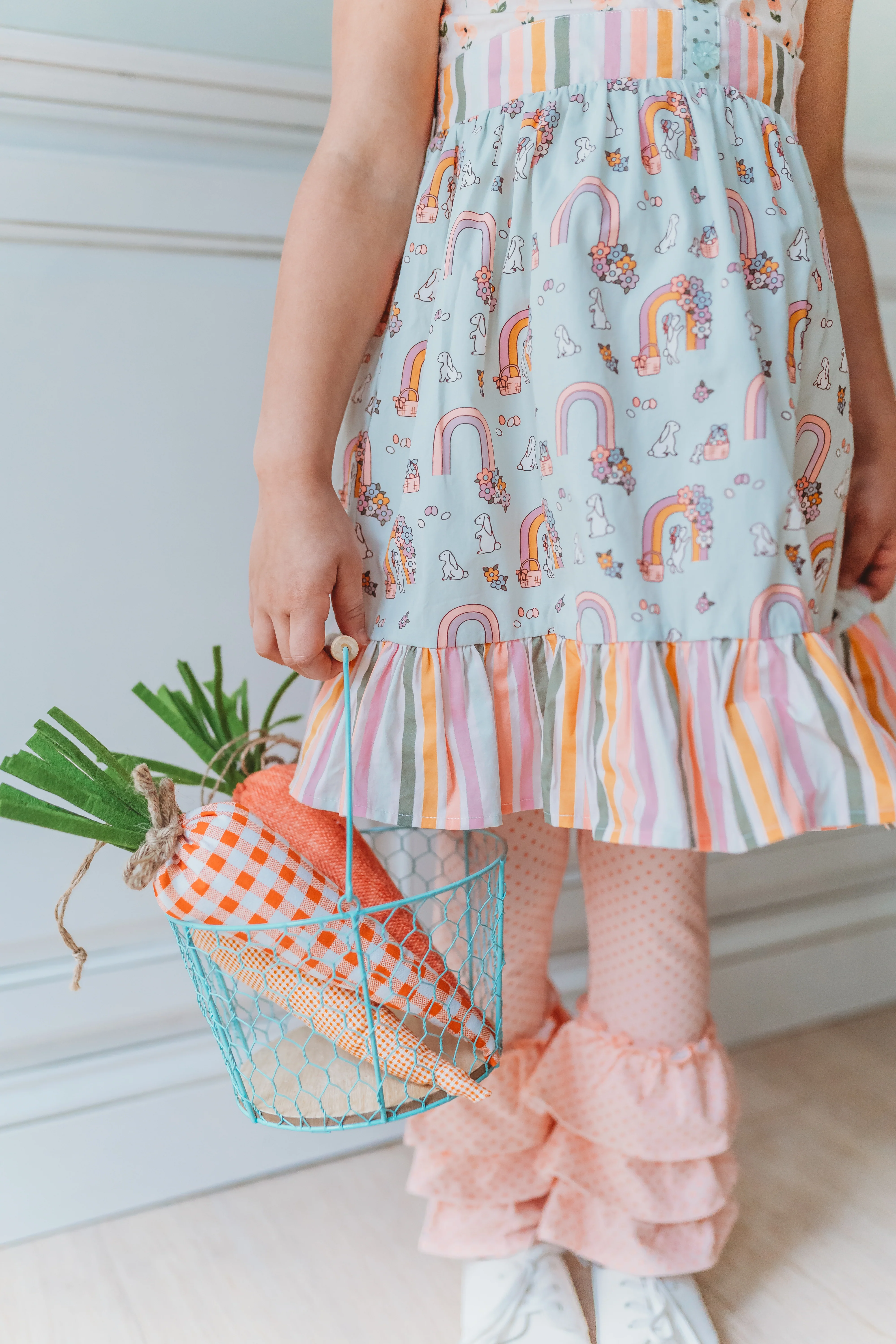 Knot Dress Hoppy Rainbow - Image 3