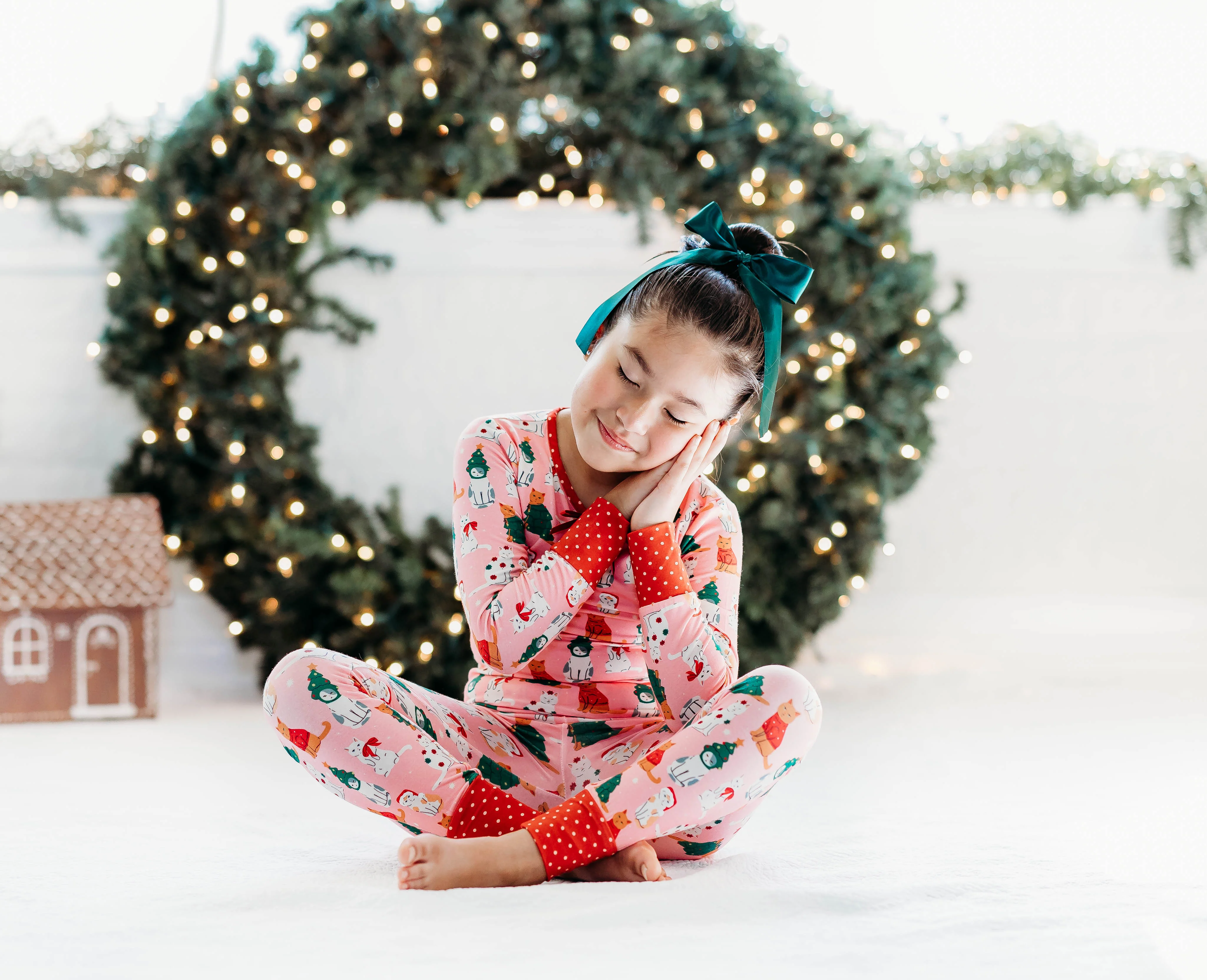 Meowy & Bright Lounge Set - Image 6