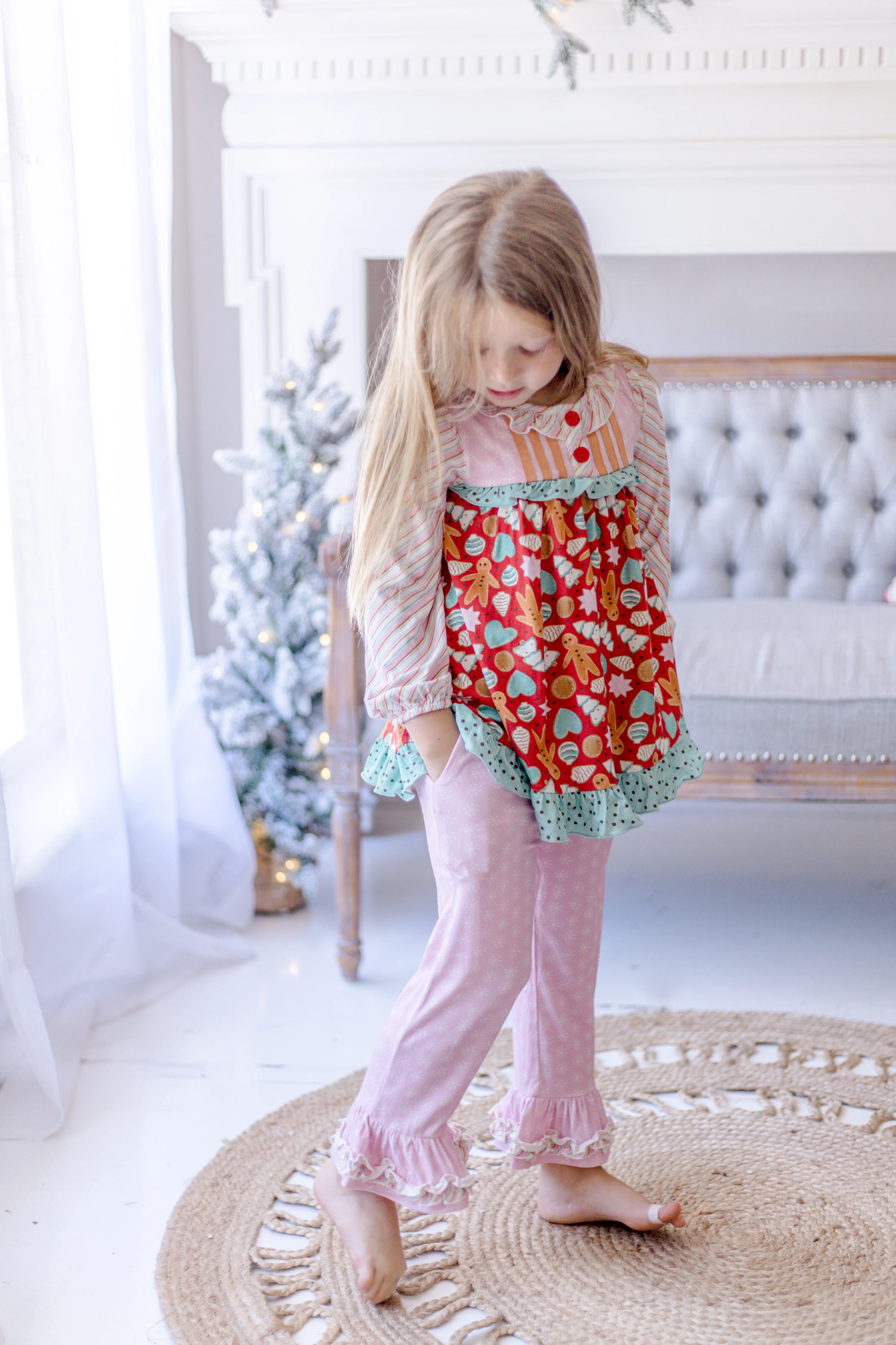 Merry Gingerbread Moments Lounge Set - Image 4