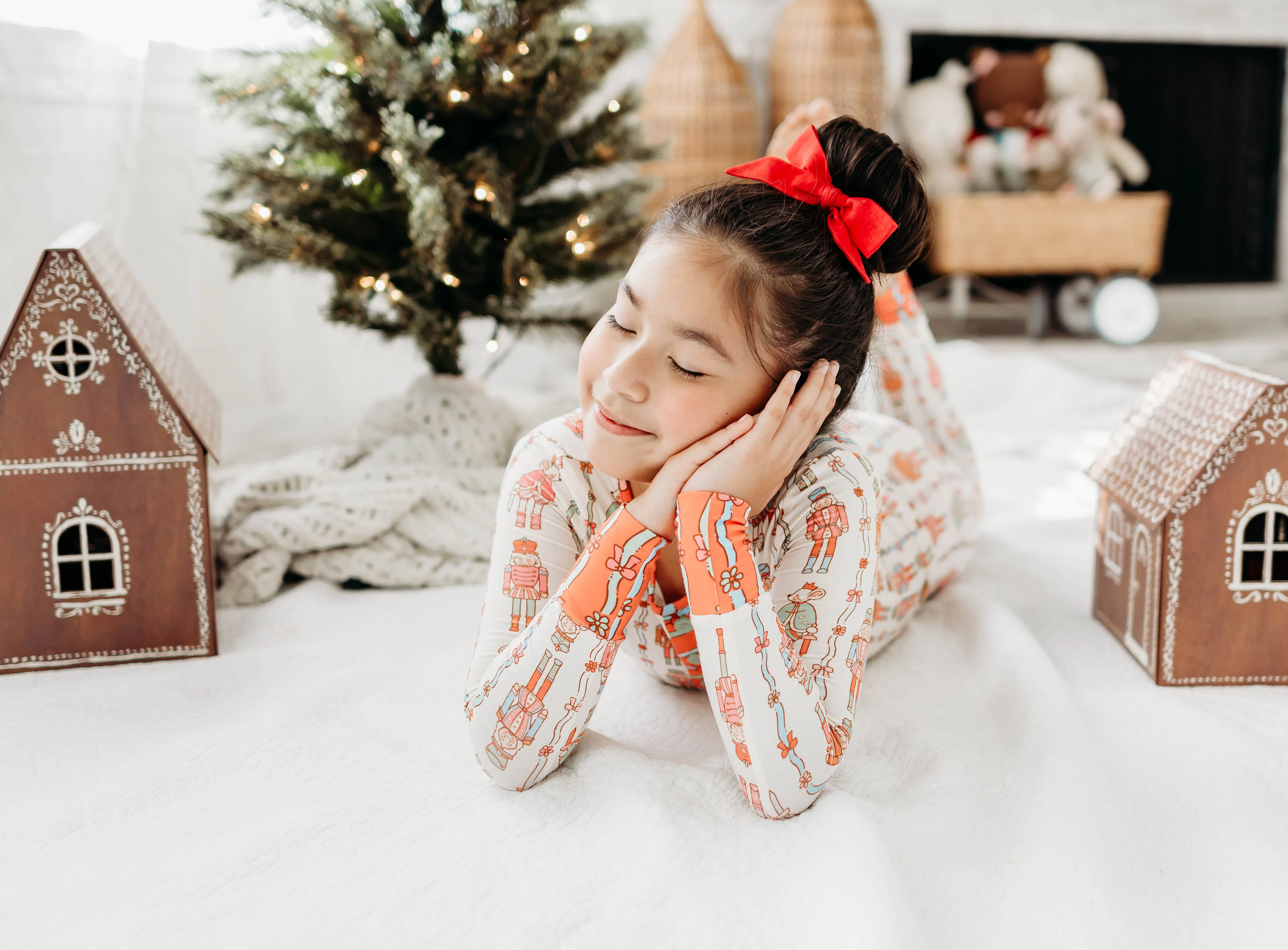 Nutcracker Brigade Lounge Set - Image 7