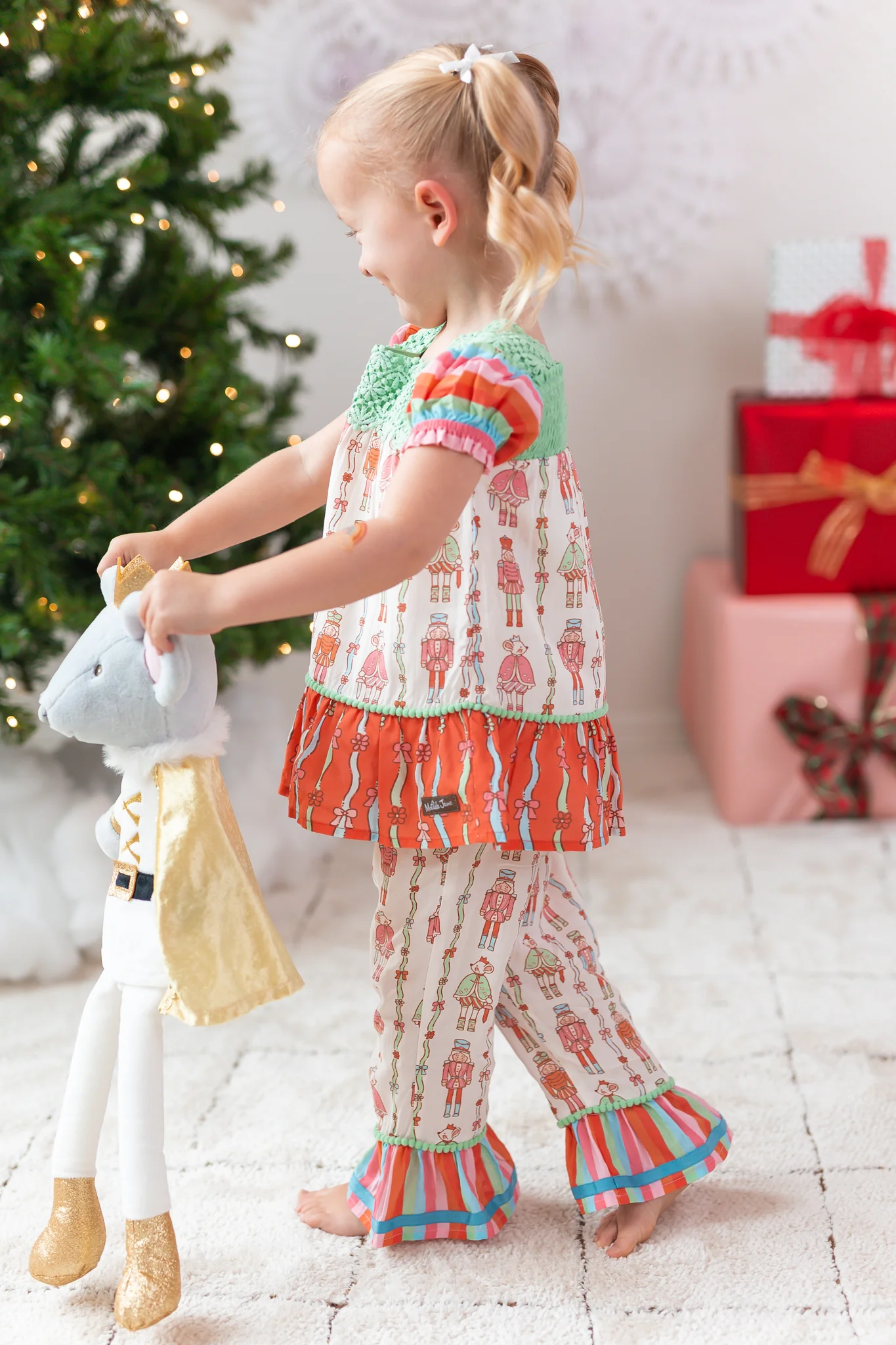 Nutcracker Brigade Ruffle Lounge Set - Image 8