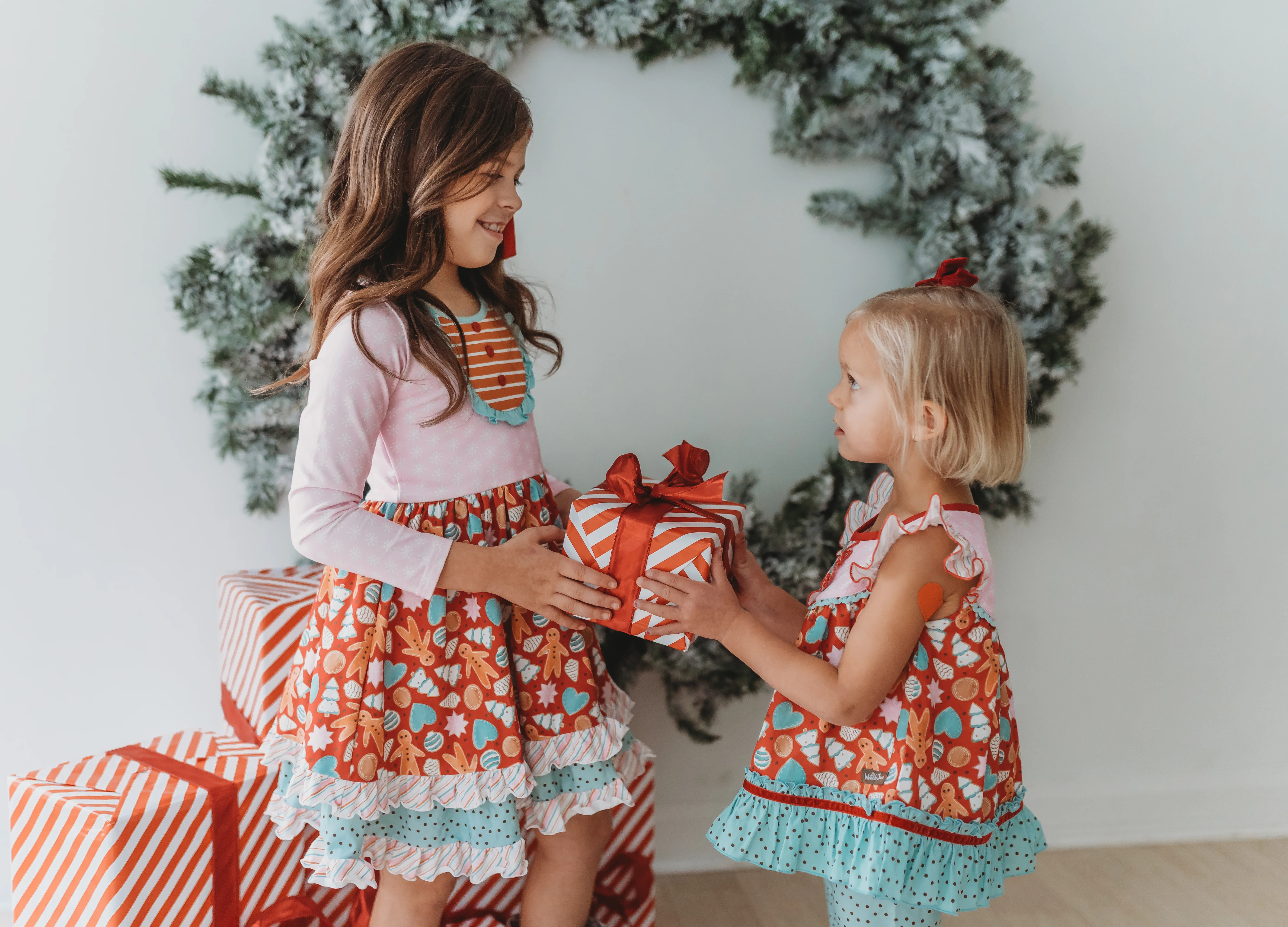 Peppermint Dot Parade Scrappy Leggings - Image 15