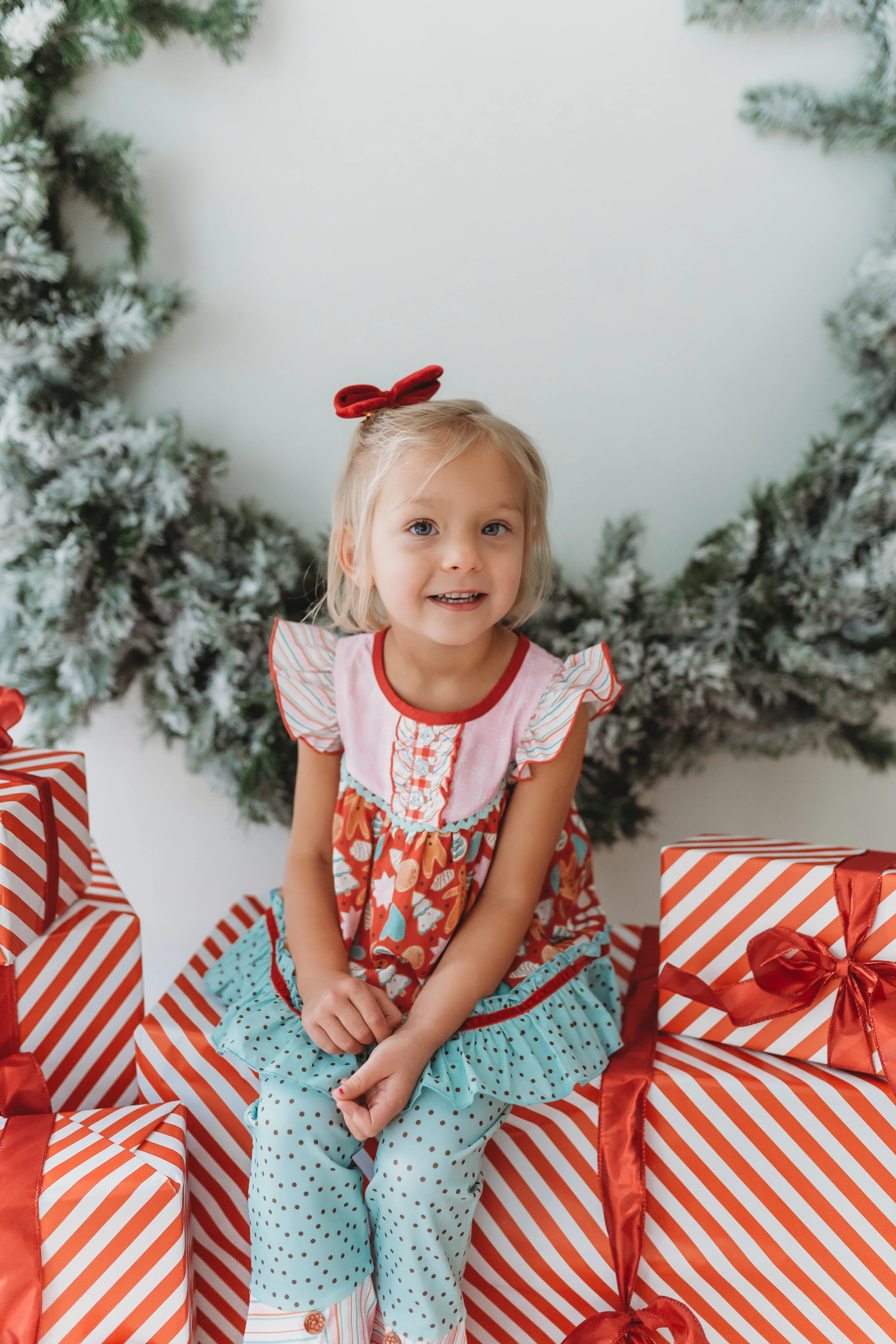 Peppermint Dot Parade Scrappy Leggings - Image 9