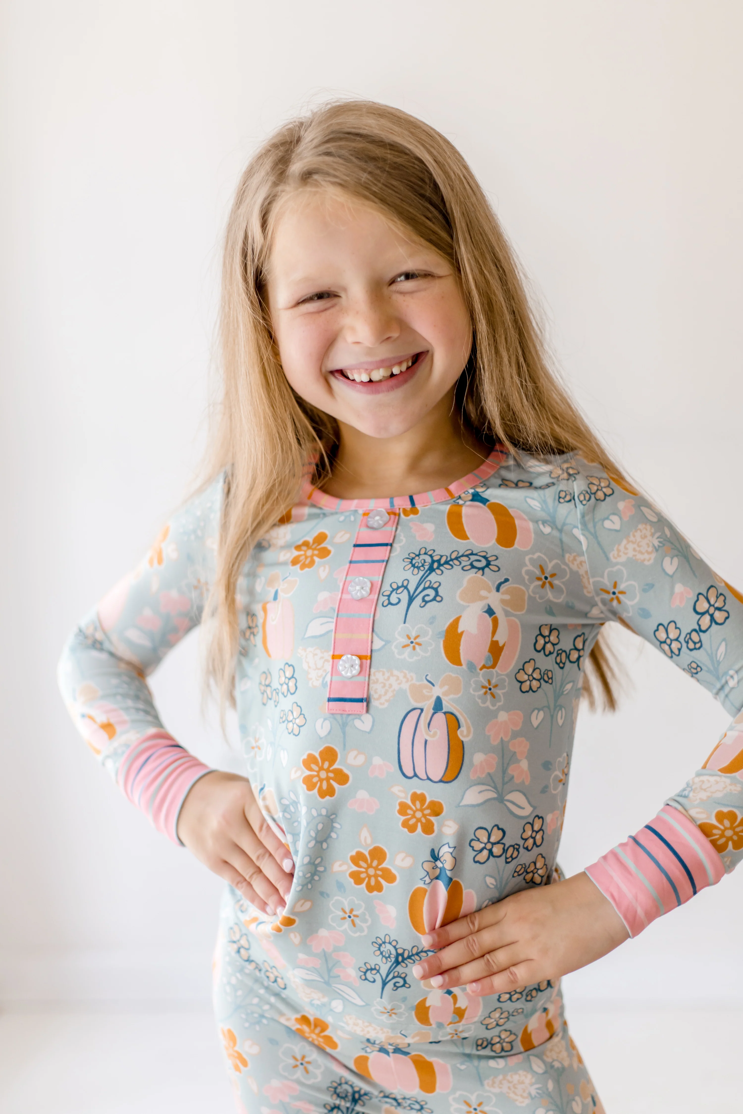 Pumpkin Parade Lounge Set - Image 9