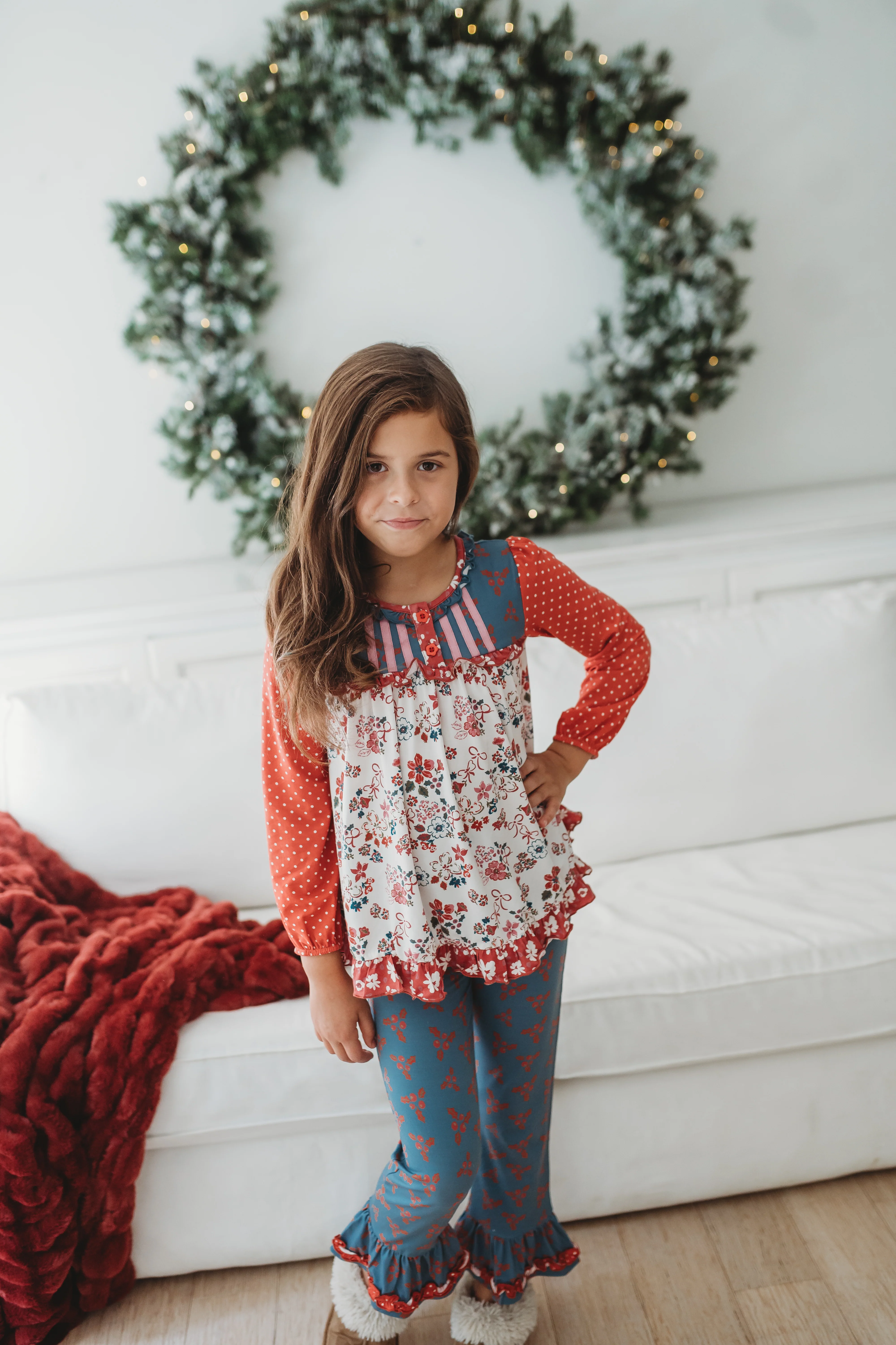 Tinselberry Lane Lounge Set - Image 12