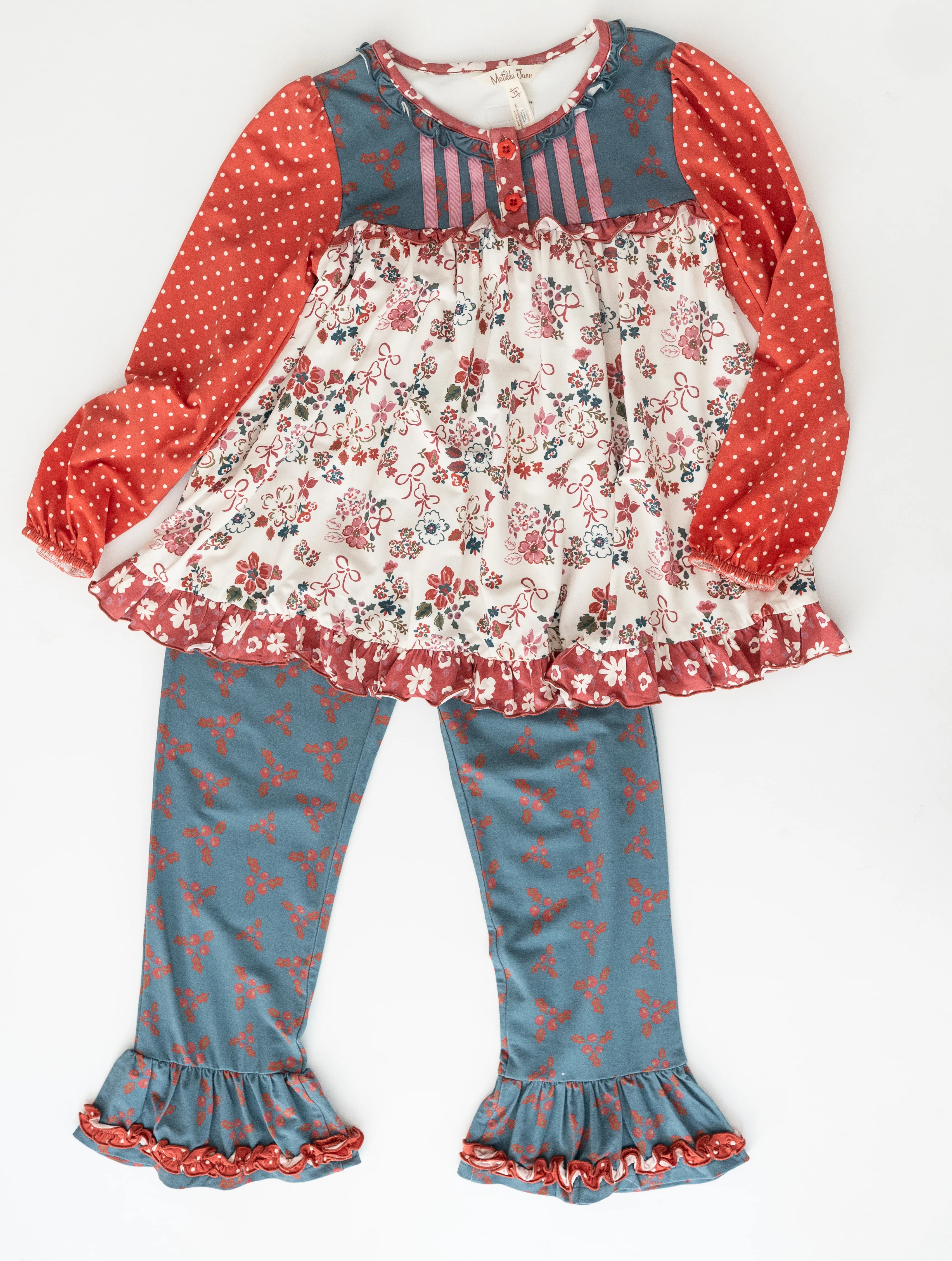 Tinselberry Lane Lounge Set - Image 4