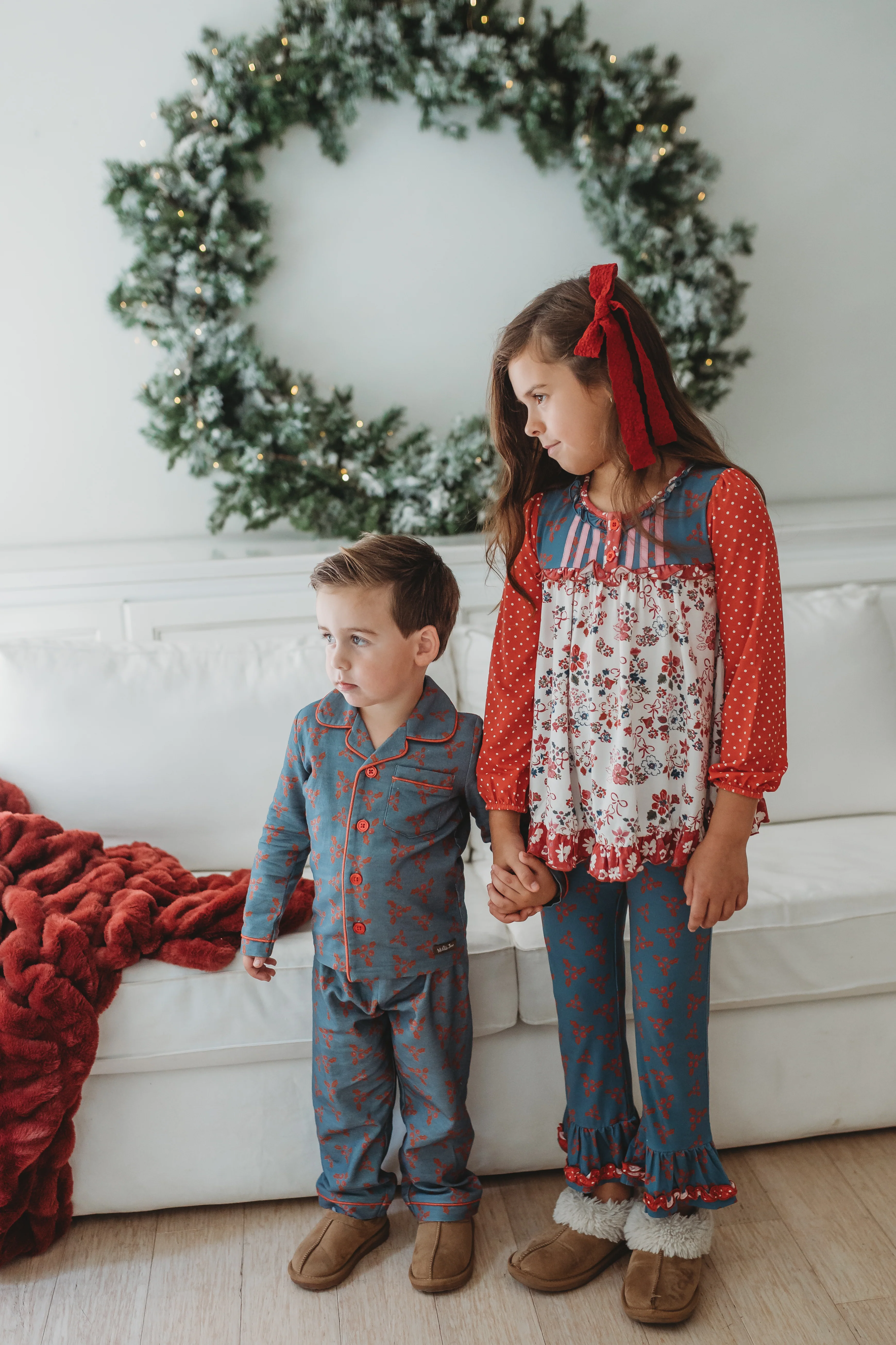 Tinselberry Lane Lounge Set - Image 8